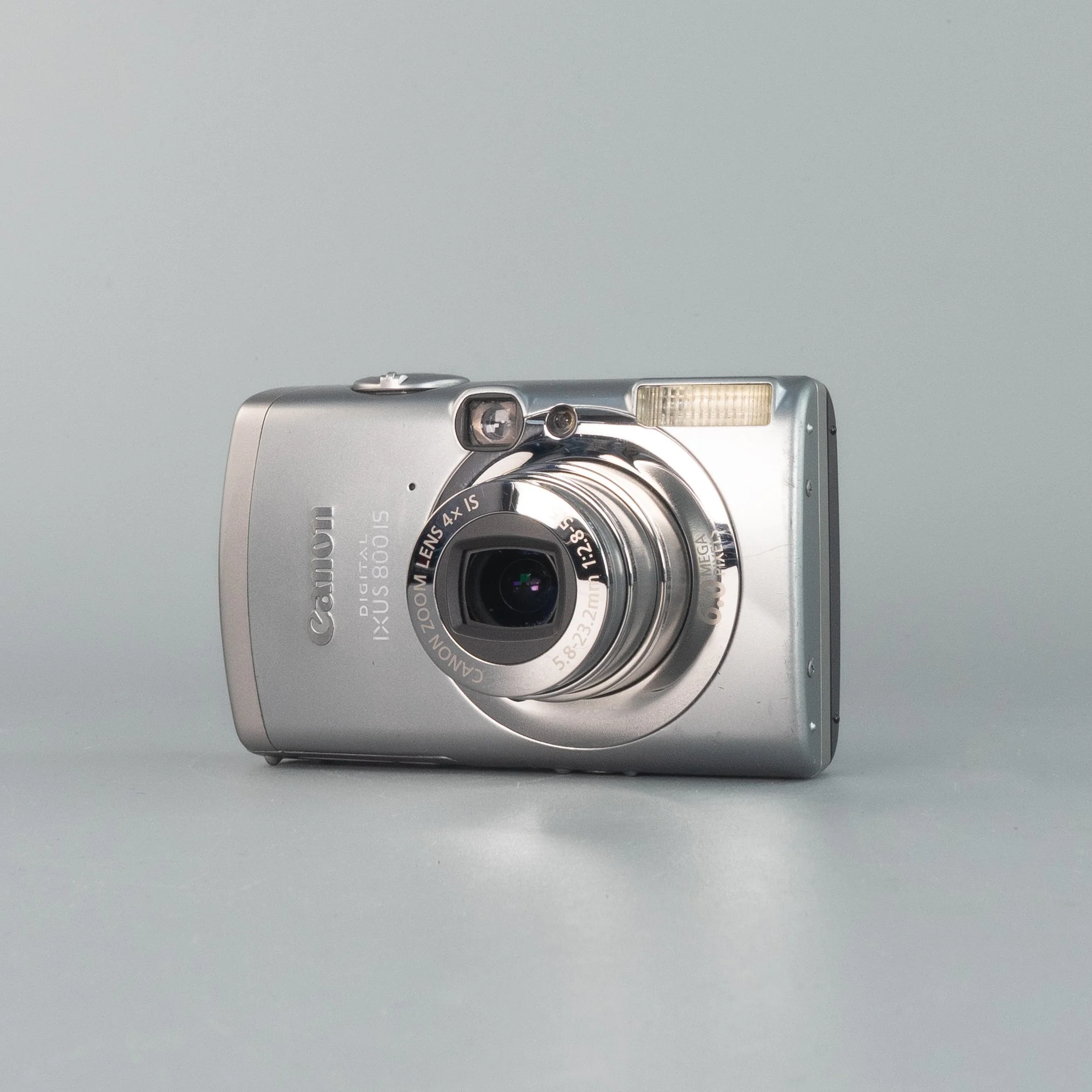 Canon Digital Ixus 800 IS — LensFayre
